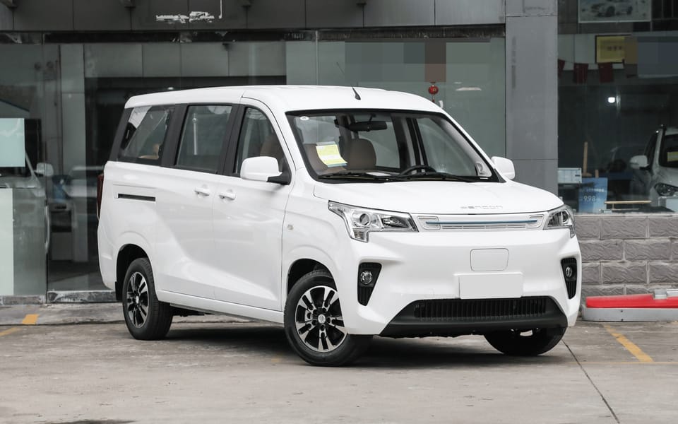 Dongfeng Fengon E380