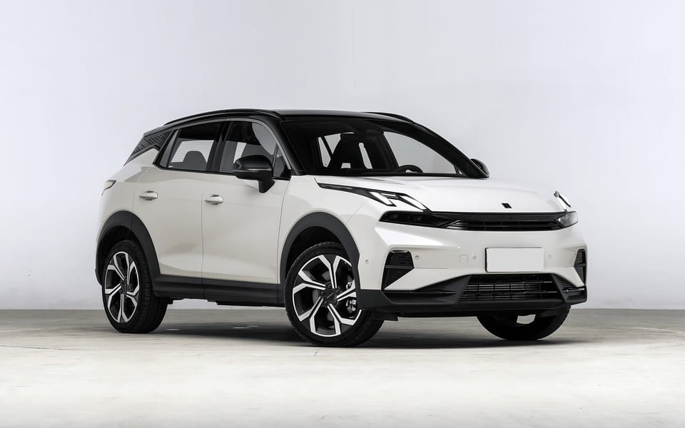 Lynk & Co 06
