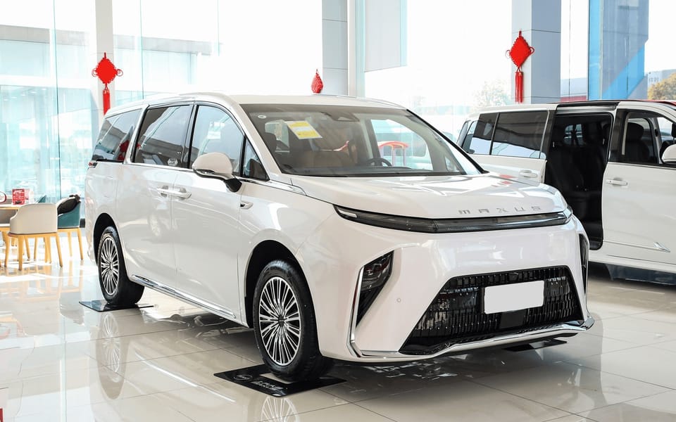 SAIC Maxus MIFA 9